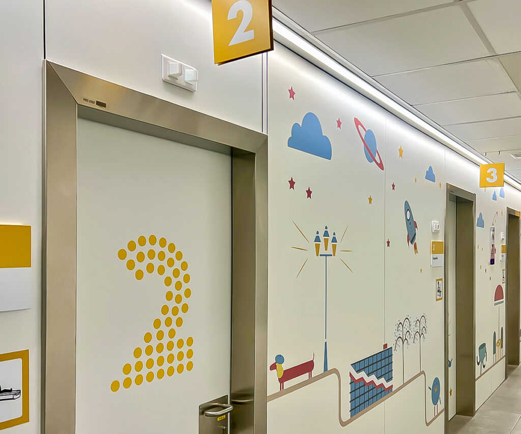 Señalización en un hospital infantil. 